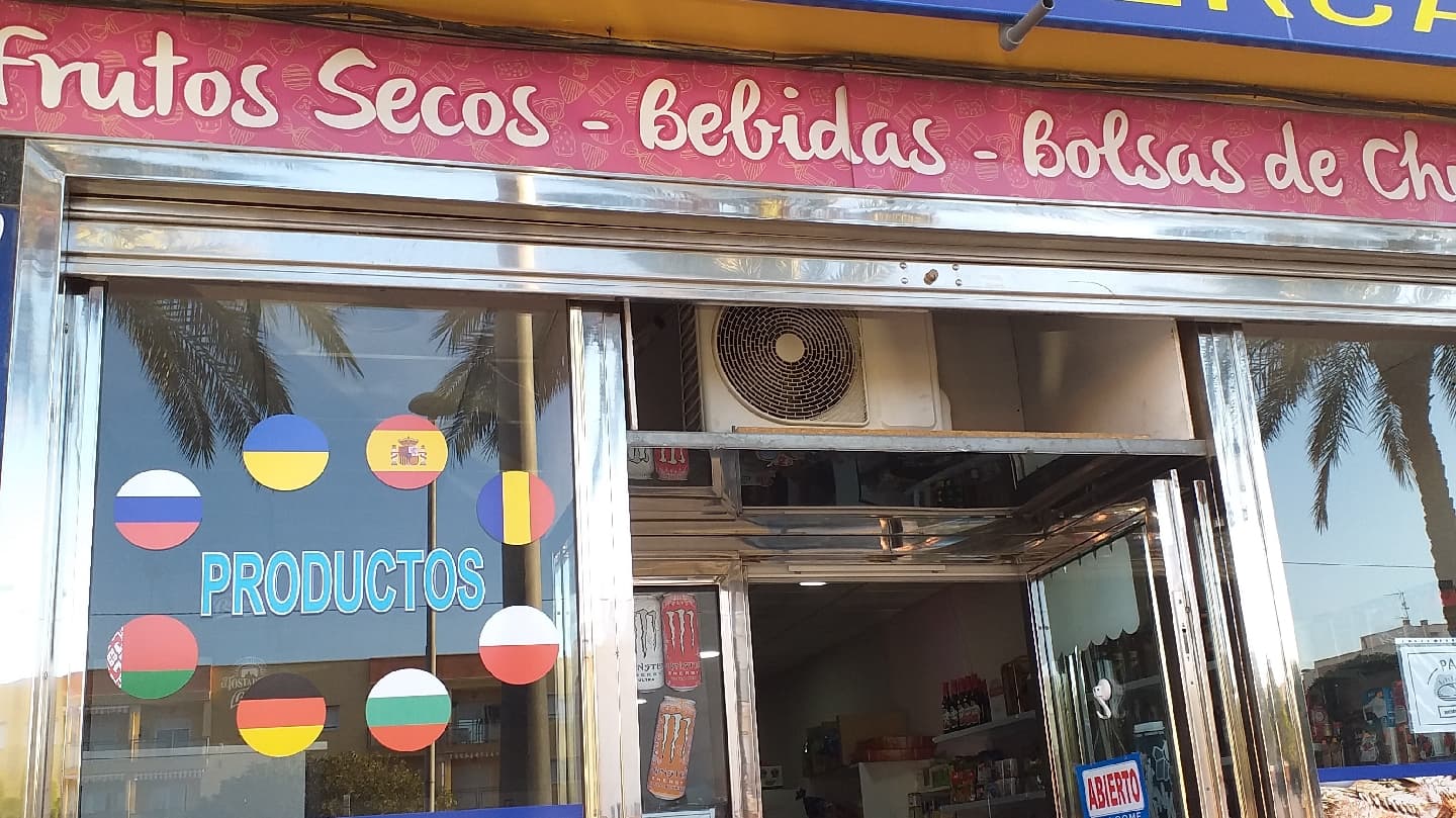 VELES Tienda ucraniana, productos del Oeste