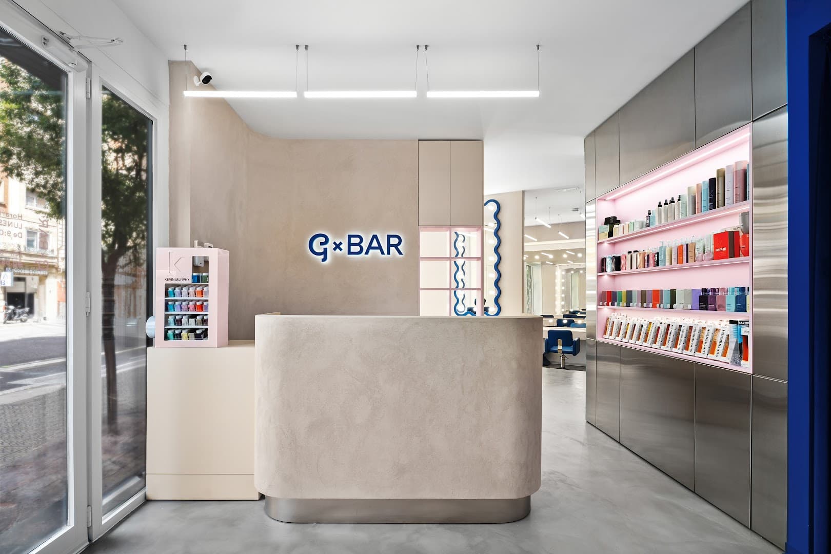 G×Bar Barcelona - Cabello Maquillaje Uñas Piel