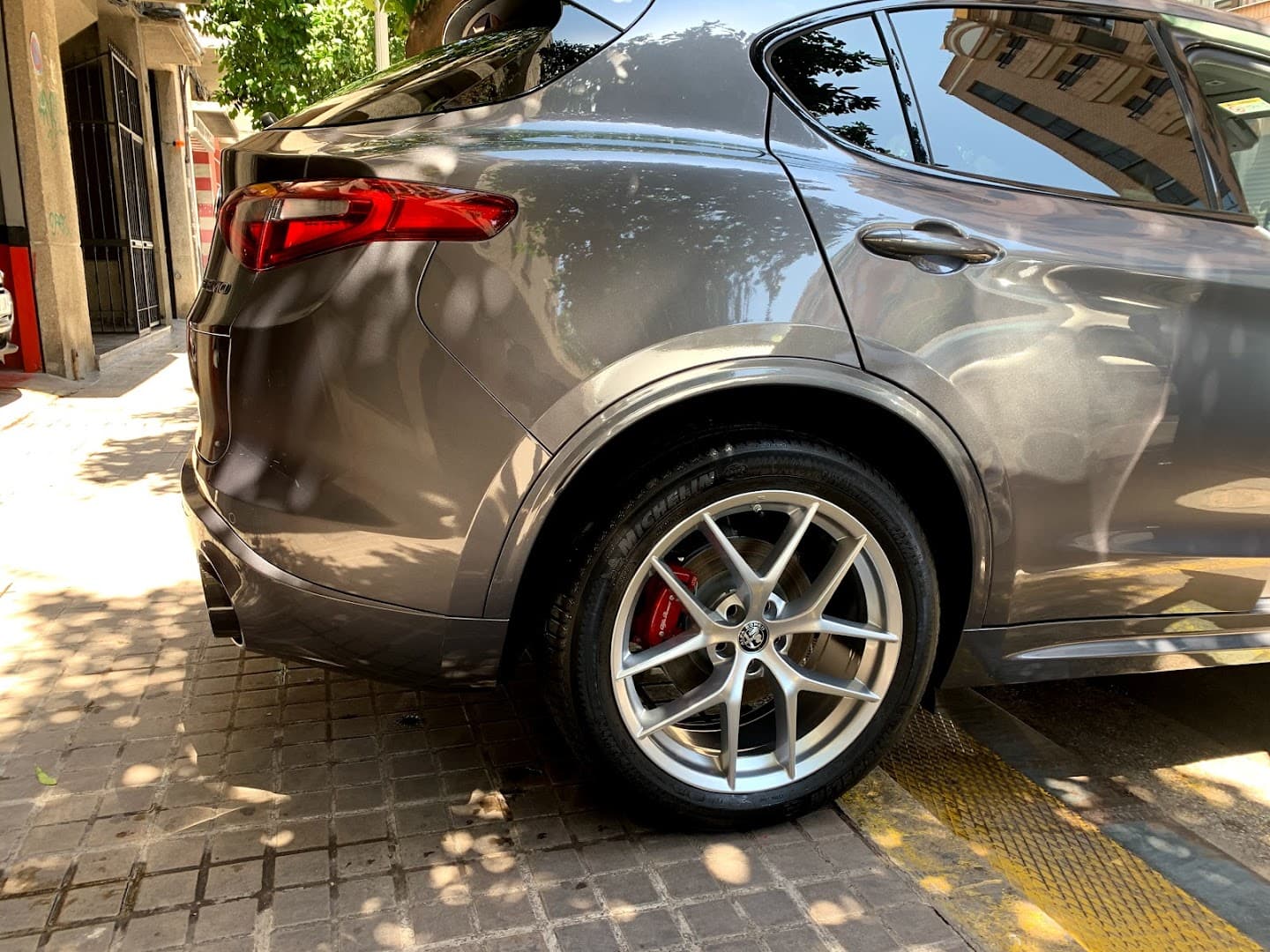 Detail Wash Auto: Lavadero Manual Premium & Mecánica Rápida