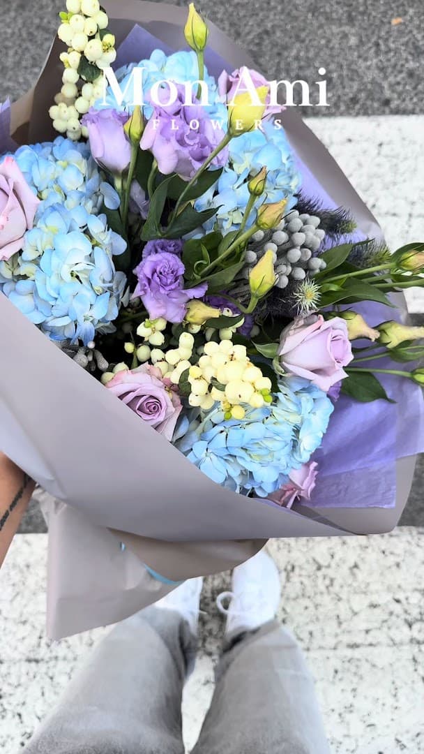 MonAmi Flowers